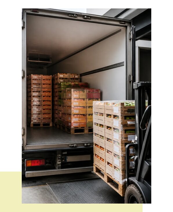 Перевозка сельхозпродукции на паллетах с доставкой в Новоуральск